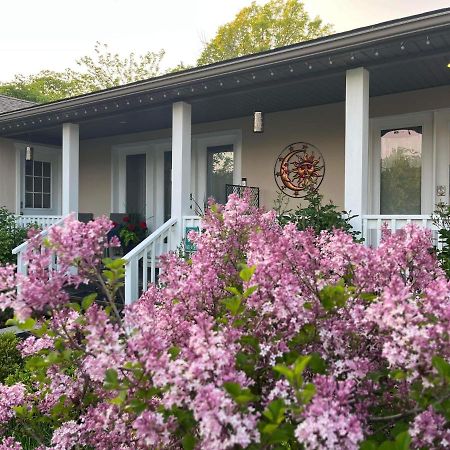 Summer Solstice Bed & Breakfast Niagara-on-the-Lake Exteriör bild